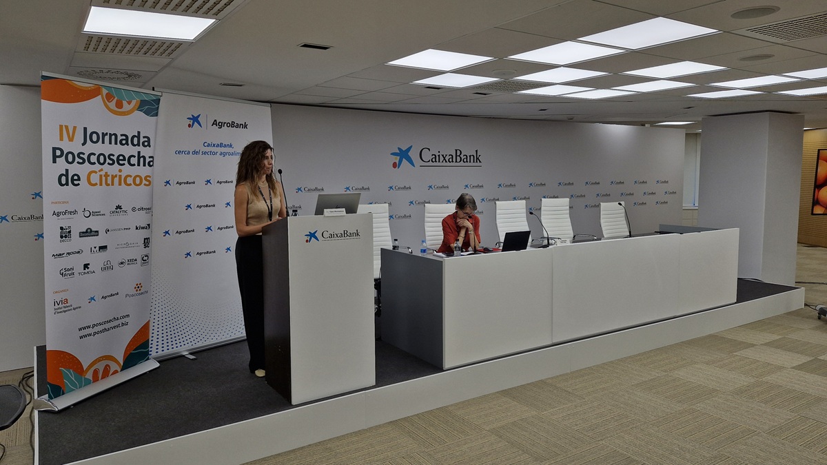 Clara Montesinos IV Jornada Poscosecha de Cítricos.jpg